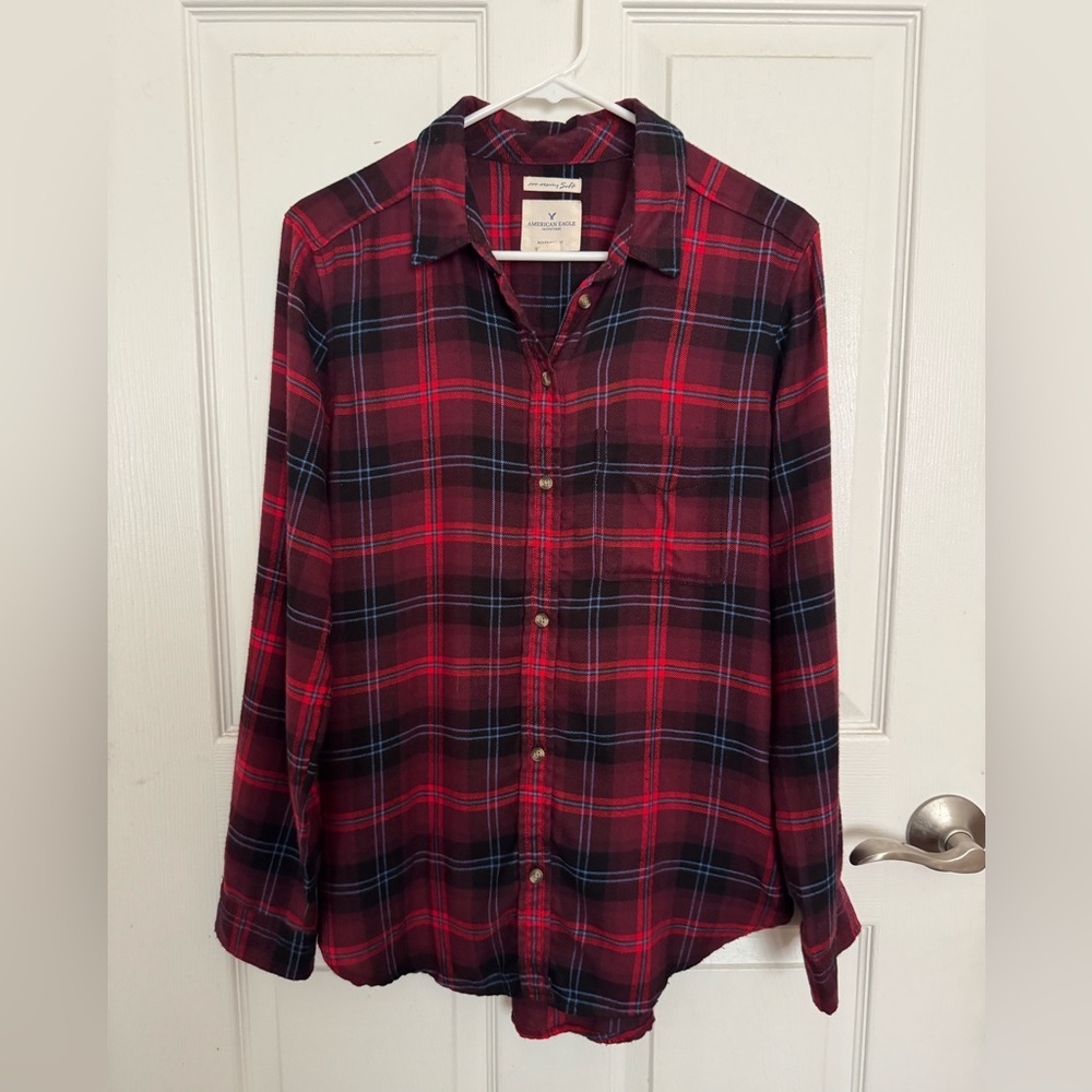 American Eagle Outfitters Boyfriend Fit Flannel Shirt